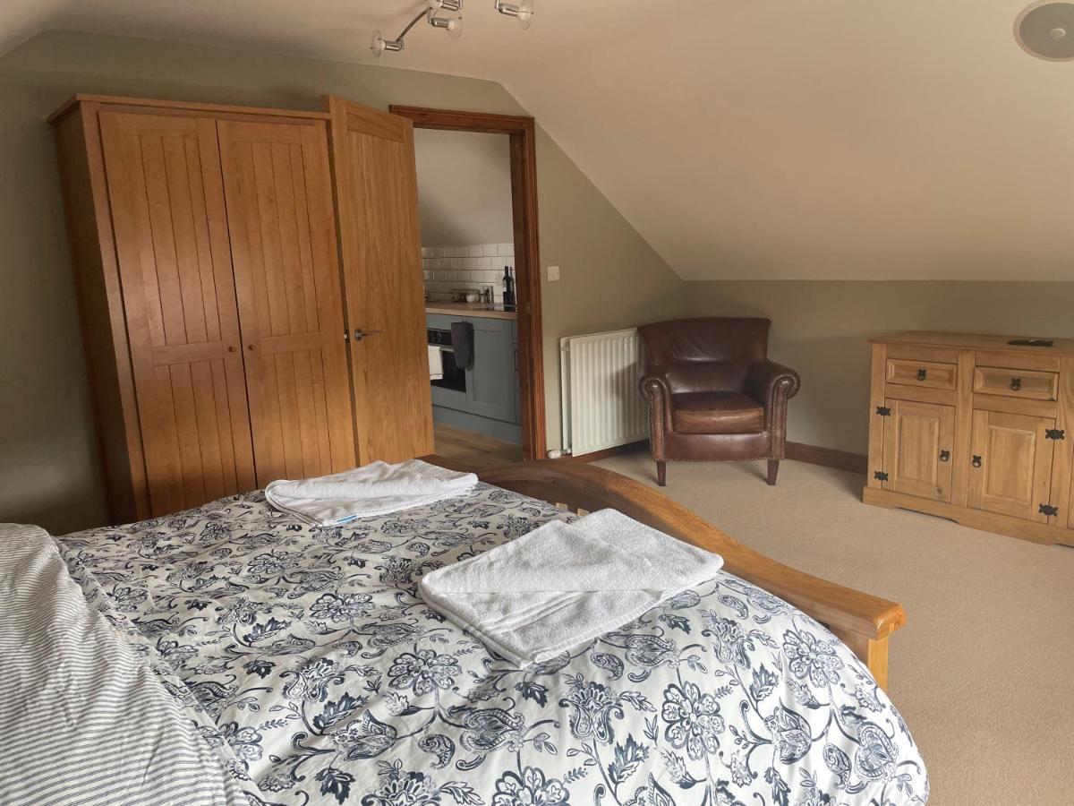 Fabulous 2 Bed Apartment Пенріт Екстер'єр фото
